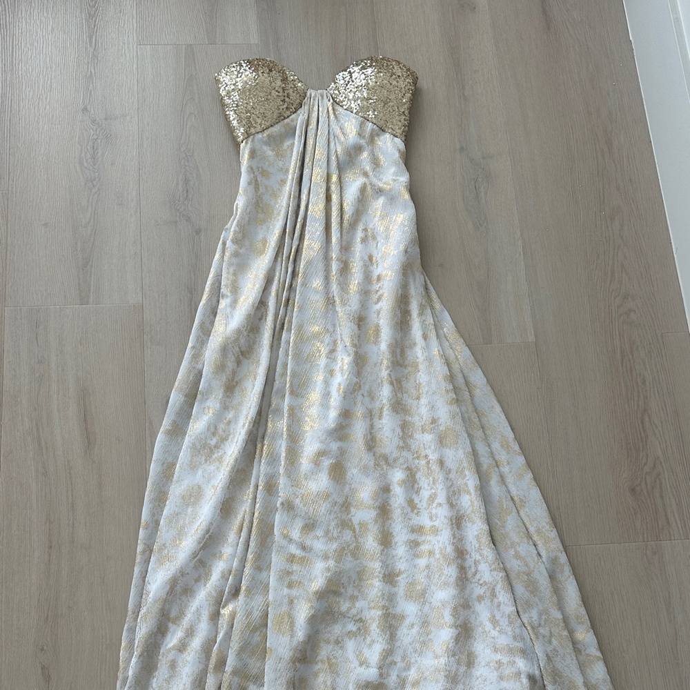 La Femme Gold and White Prom Dress